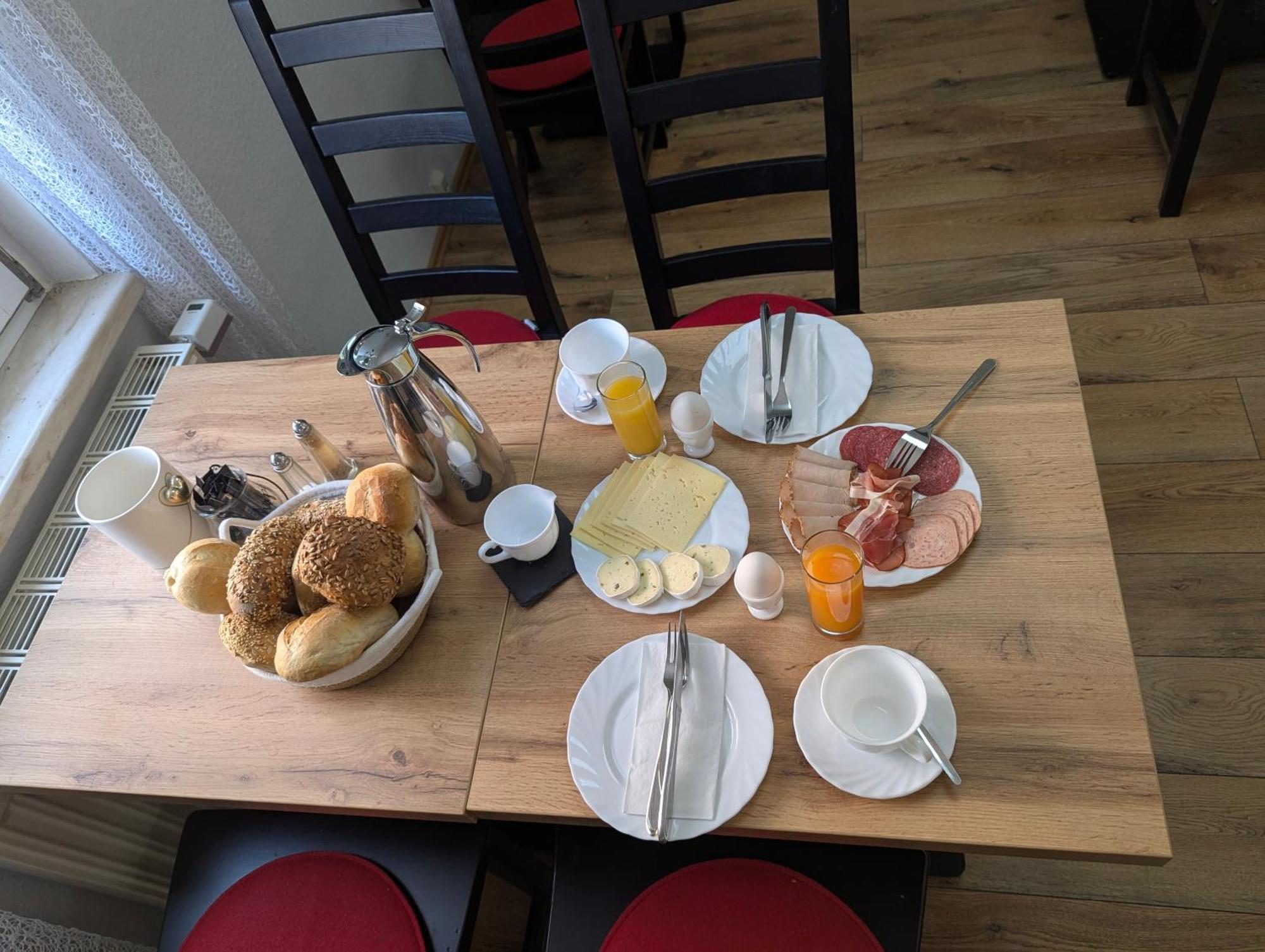 Hotel Wolke Meiningen Ngoại thất bức ảnh